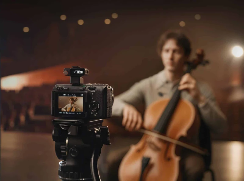 DJI Mic 3 – Minh họa ghi âm khi quay nhạc cụ bằng máy ảnh