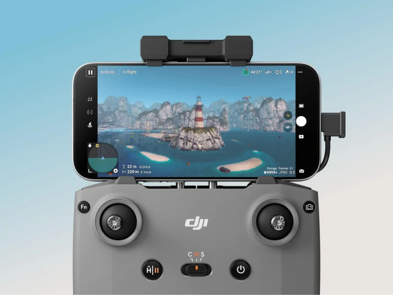 DJI Lito X1 – điện thoại gắn với bộ điều khiển