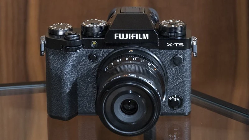 FUJIFILM X-T5 – minh họa Cảm biến, chất lượng ảnh và màu phim