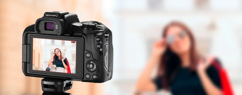 Minh họa sử dụng Canon EOS R50 để quay video